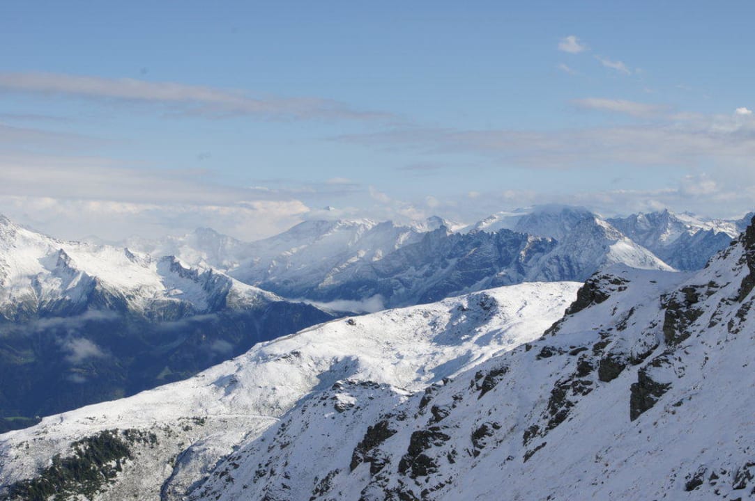"Winterausblick" im August Wedelhütte Hotel & Chalet