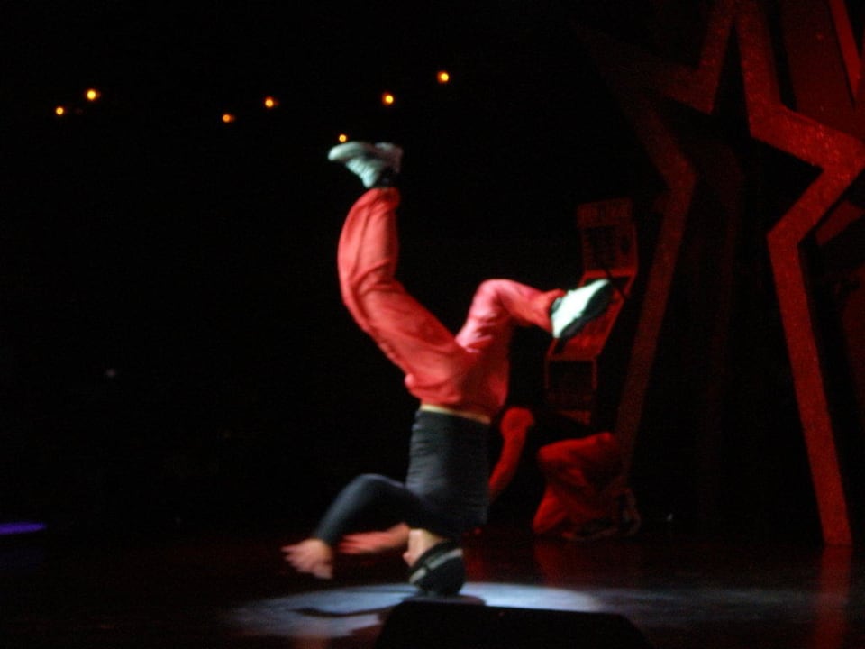 Animation "Street Dancer" Asteria Family Belek