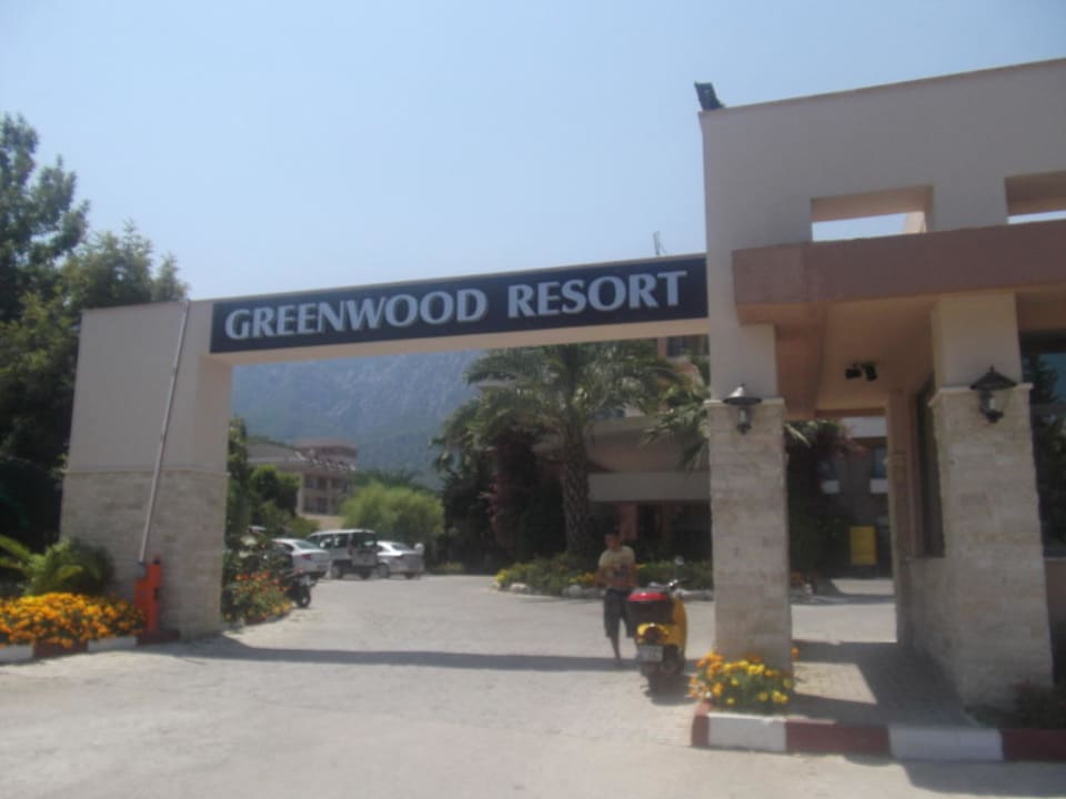 Eingang Greenwood Kemer Resort