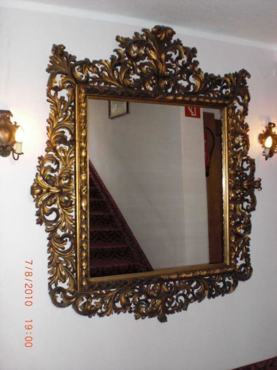 Flur Berger's Sporthotel