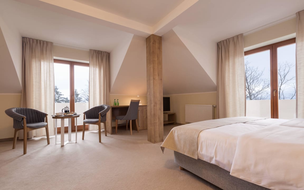 DeLUX Zamek Księża Góra