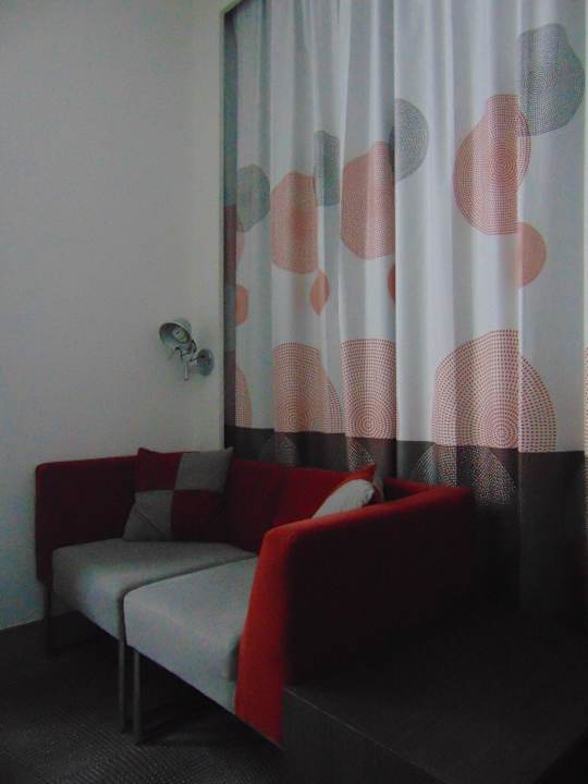 Zimmer Rexan International Hotel