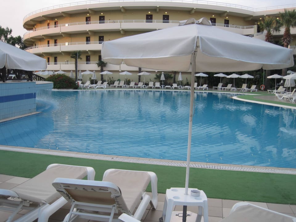 Pool Kalithea Mare Hotel Kalithea Mare Palace