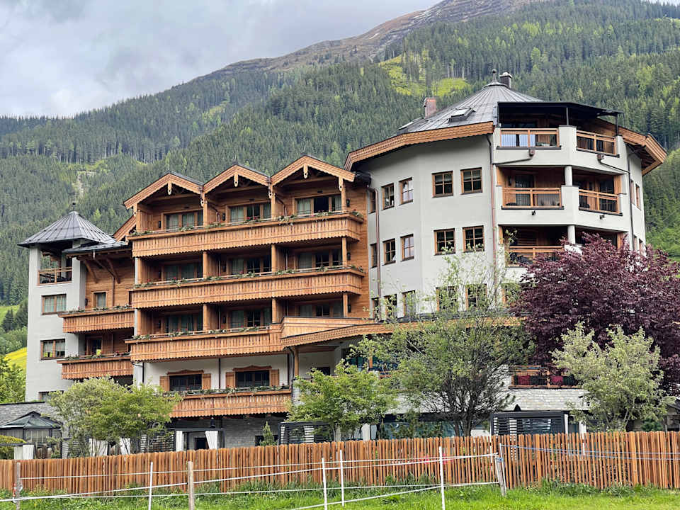 Außenansicht Hotel Unterschwarzachhof