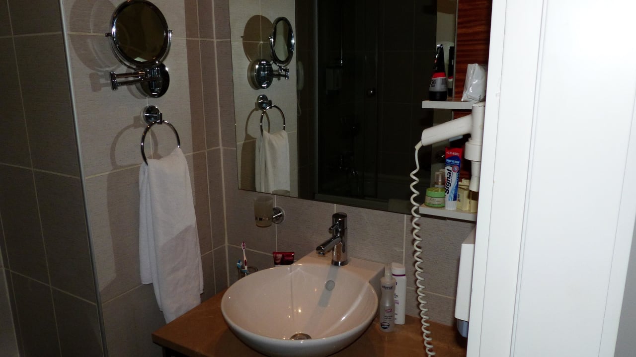 Bad mit kleinem Ablageregal Sunis Evren Beach Resort Hotel & Spa