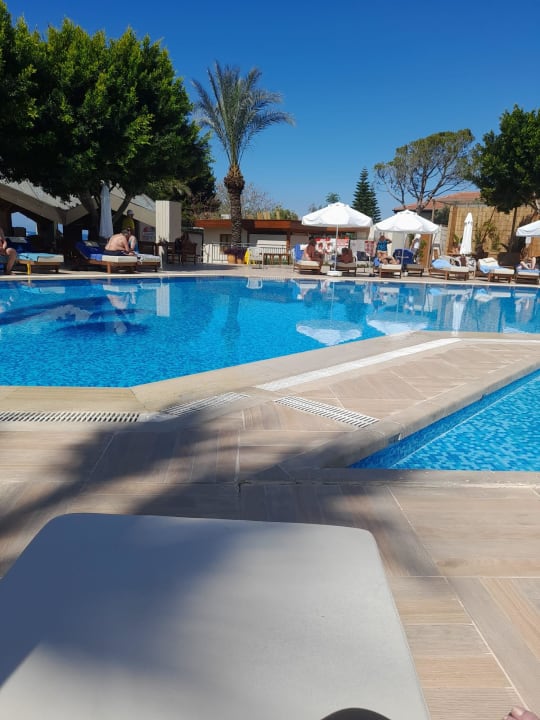 Pool Nerton Hotel - Erwachsenenhotel ab 16 Jahren