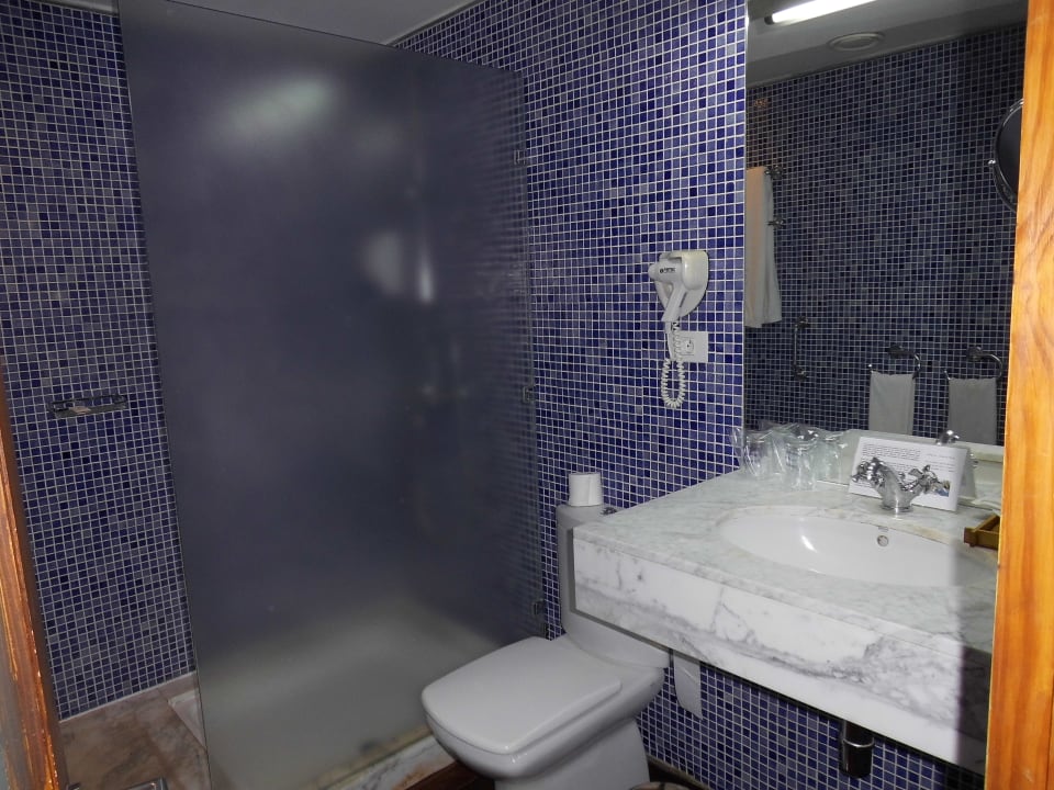 Zimmer Hotel LIVVO La Quinta Roja