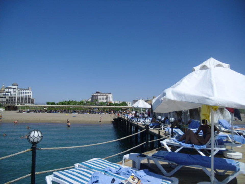 Eine Ambiente die man genießen sollte Saturn Palace Resort Hotel