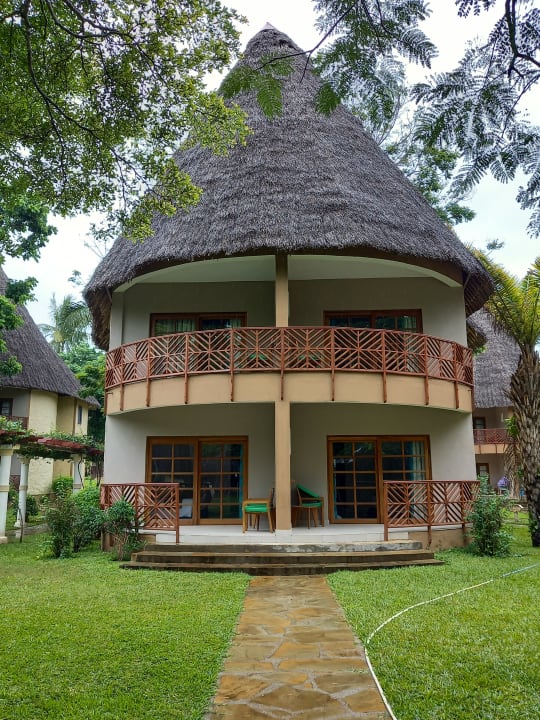 Außenansicht Neptune Village Beach Resort & Spa