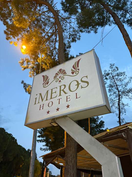 Außenansicht Hotel Imeros