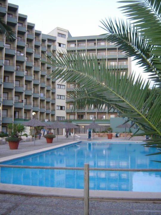 Hotel und Pool Hotel Vibra Beverly Playa