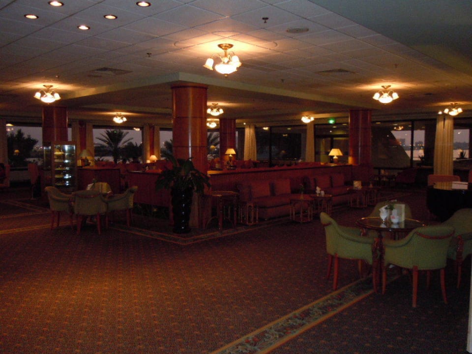 Lobby Hilton Garden Inn Ras Al Khaimah