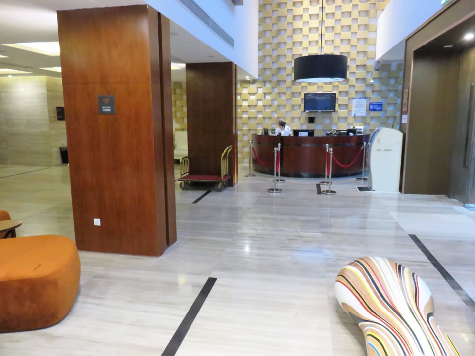 Lobby mit Rezeption Ausotel Smart Baiyun Airport