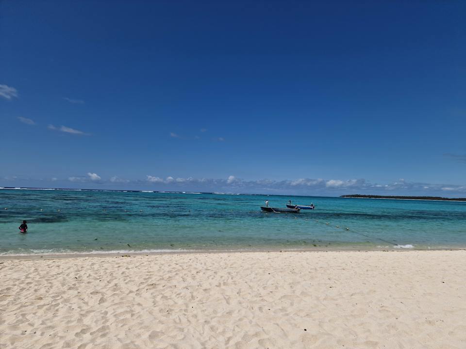 Strand Friday Attitude