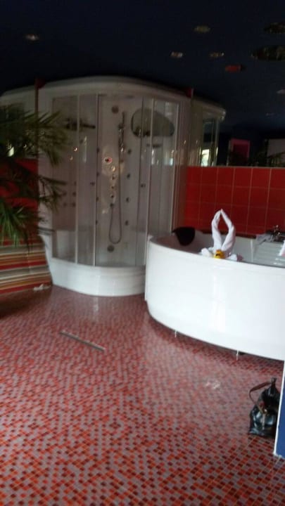 Wirlpool und dusche Zeit & Traum  Hotel