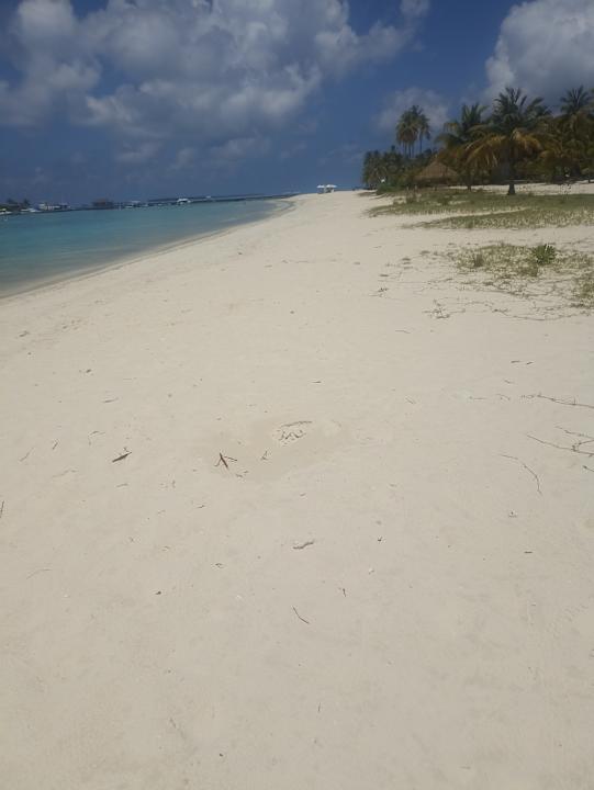 Strand Kuredu Island Resort & Spa