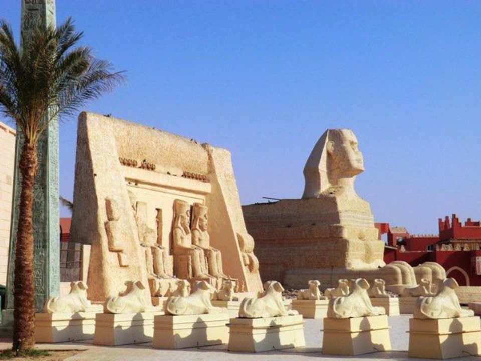 Theaterkulisse Pickalbatros Alf Leila Wa Leila Resort - Neverland Hurghada