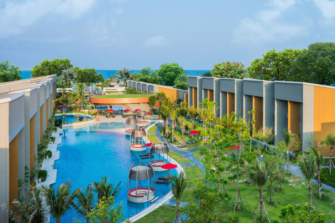 Pool Avani+ Hua Hin Resort