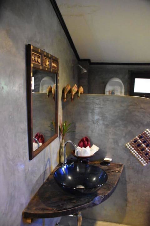 Bad Baan Chai Thung Resort