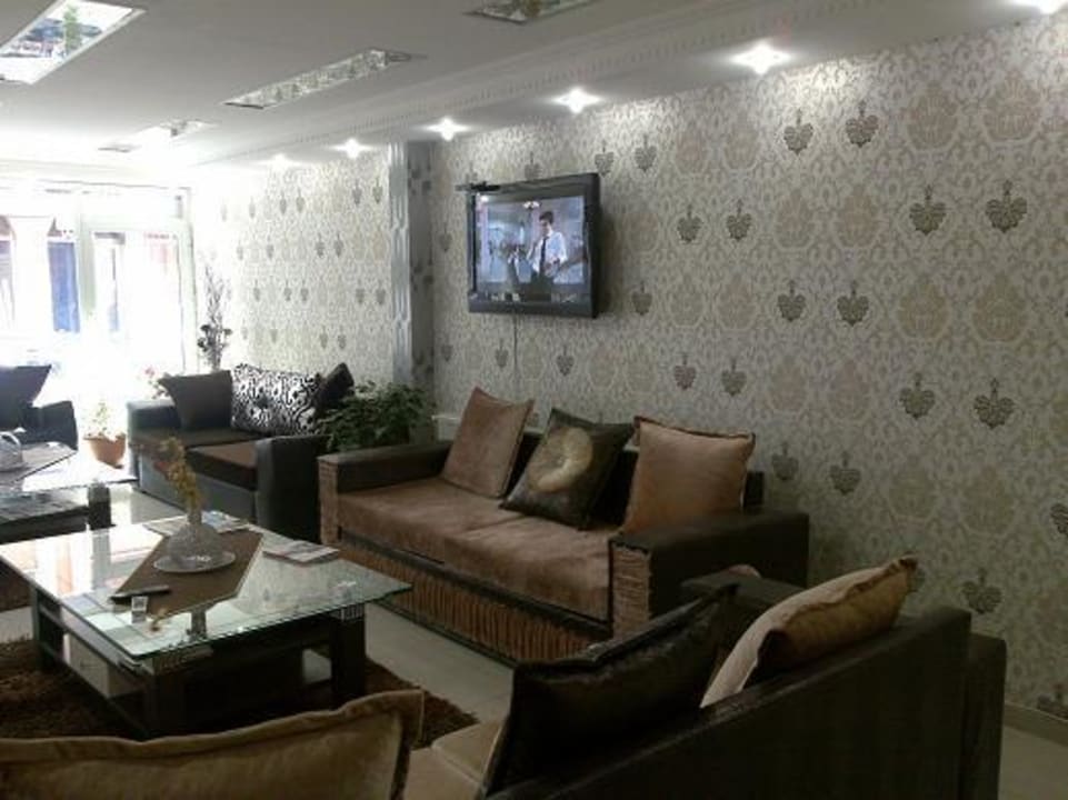 Lobby Hotel California Istanbul