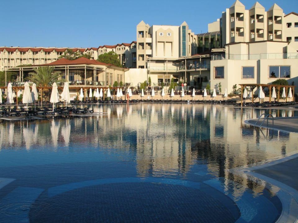 Hotel vom Poolbereich Arcanus Hotels Sorgun