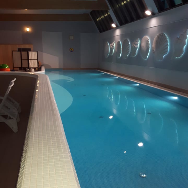 Grosser Pool Hotel Aurora Family & SPA