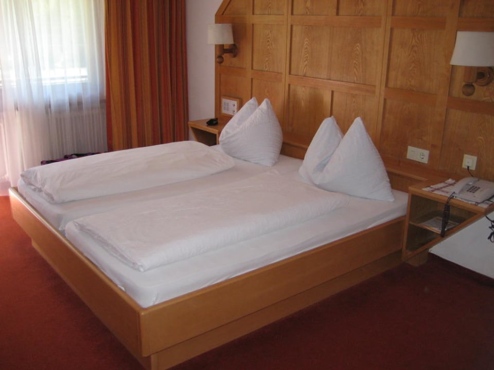 Geräumiges Zimmer Hotel Tirolerhof