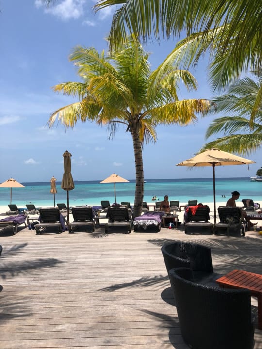 Strand Kuredu Island Resort & Spa