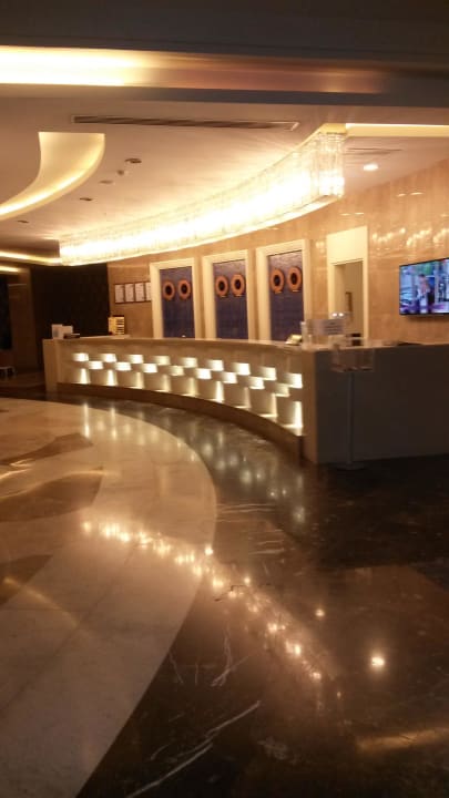 Rezeption  Kirman Belazur Resort & Spa