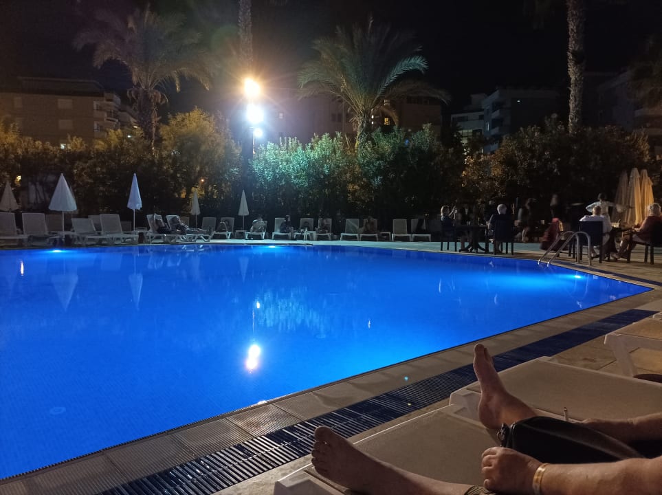 Pool Simply Fine Hotel Alize