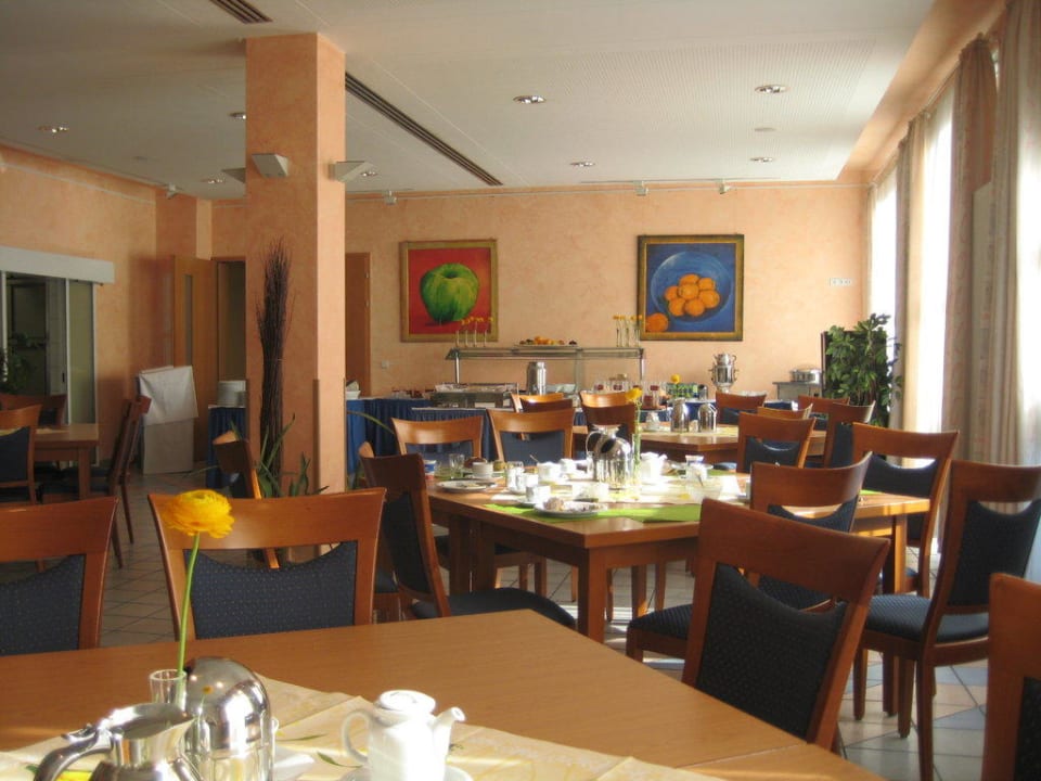 Frühstücksraum City Hotel Kurfürst Balduin