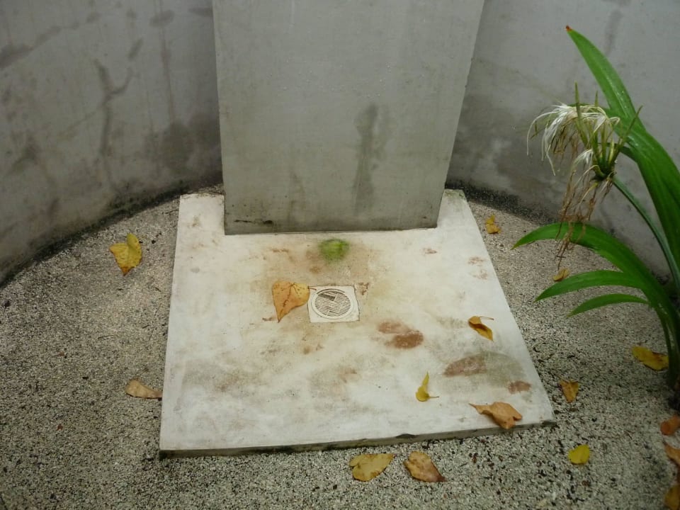 Verstopfte Abläufe Bungalow Nr. 108 Kihaa Maldives