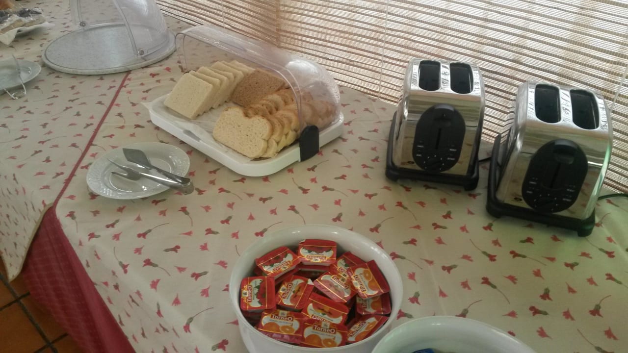 Brot und Brötchen"auswahl" Frühstücks"buffet" Suite Hotel Montana Club