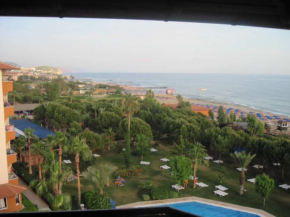 Schöne Aussicht Club Turtas Beach Hotel