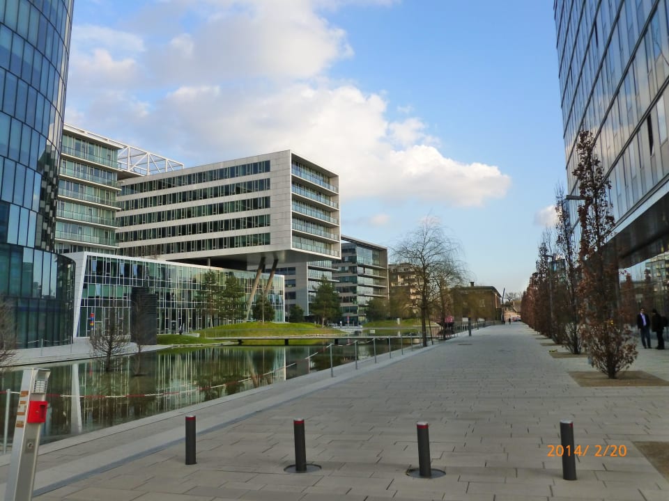 Parkanlage Courtyard by Marriott Vienna Prater/Messe