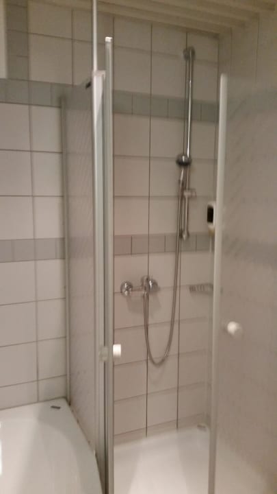 Dusche Hotel Kaiserhof Karlsruhe