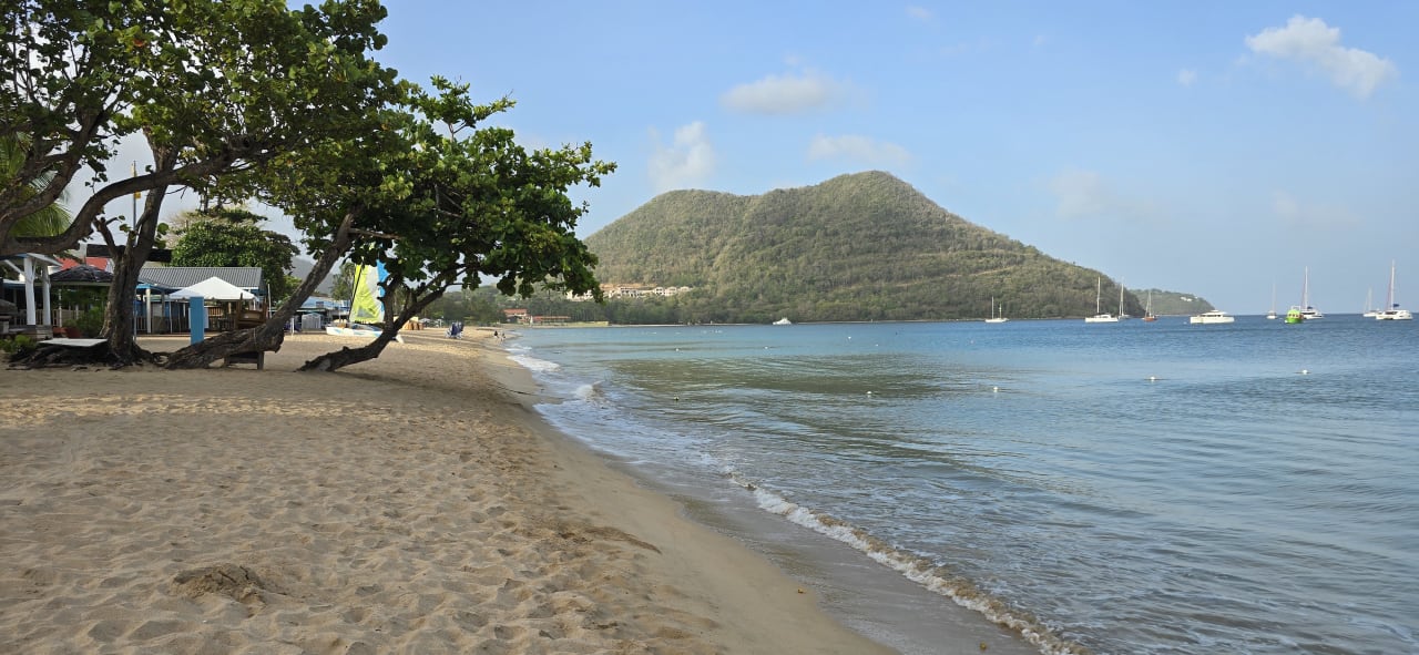 Strand Bay Gardens Beach Resort
