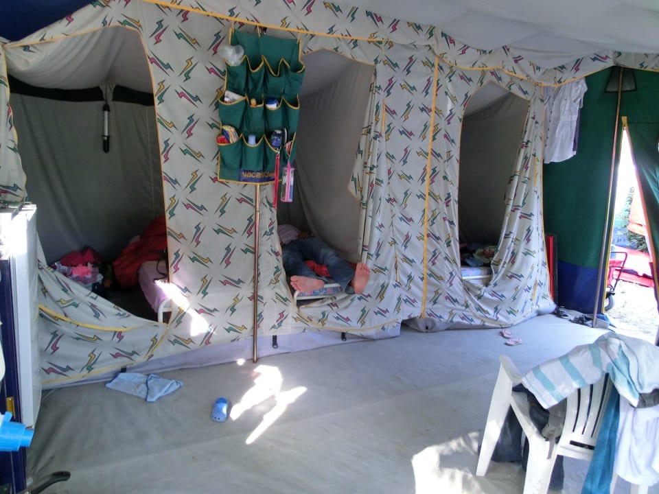 Zelt von innen - Blick auf die Schlafkammer Camping Laguna Village