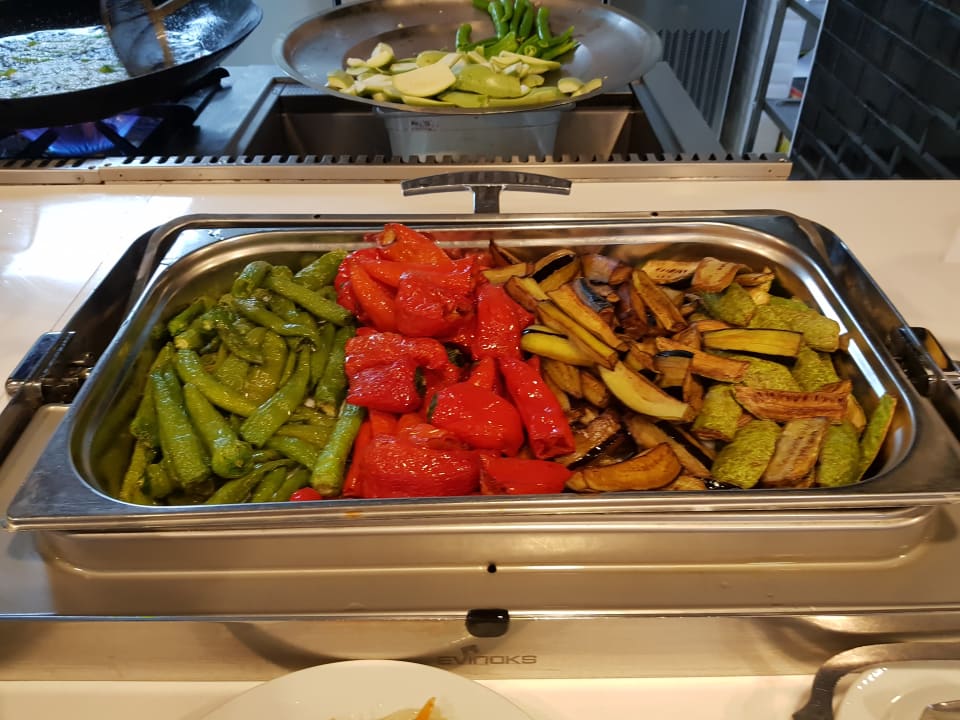 Frisch gegrillt  Sunprime C-Lounge