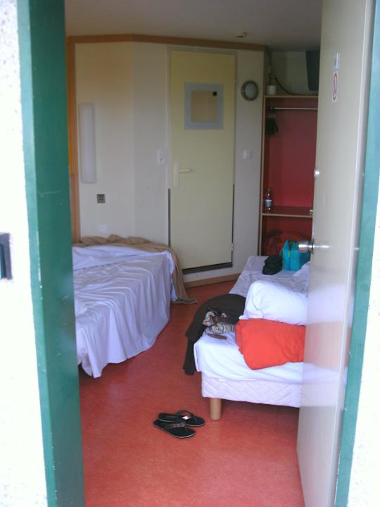 Cardboardbox Premiere Classe Hotel Liege