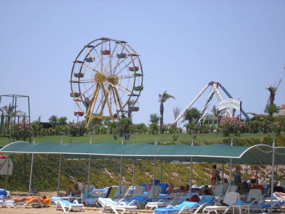 Riesenrad am Strand Hotel Orfeus Park