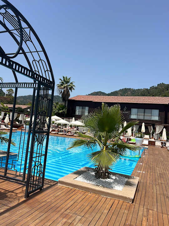 Pool Rixos Premium Göcek