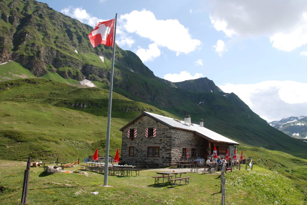Die Hütte vor dem Umbau 2011 Hütte Capanna Cadagno