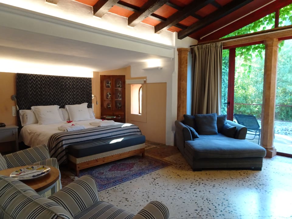 Zimmer Finca Ca N'Aí