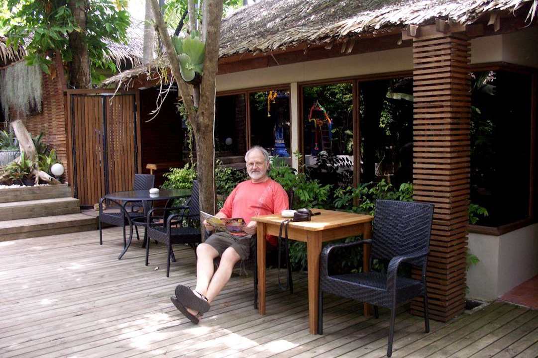 Relaxen Hotel Tango Beach Resort