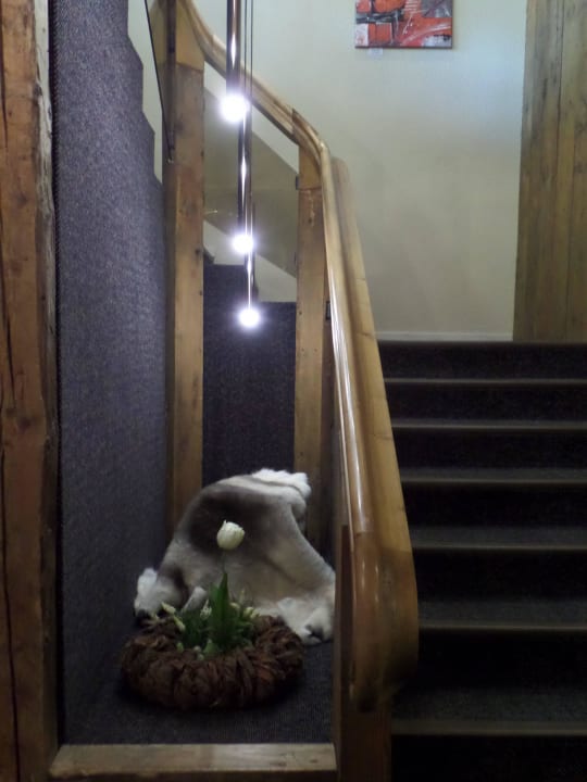 Aufgang vom Restaurant zur Lobby Hotel Steinmattli