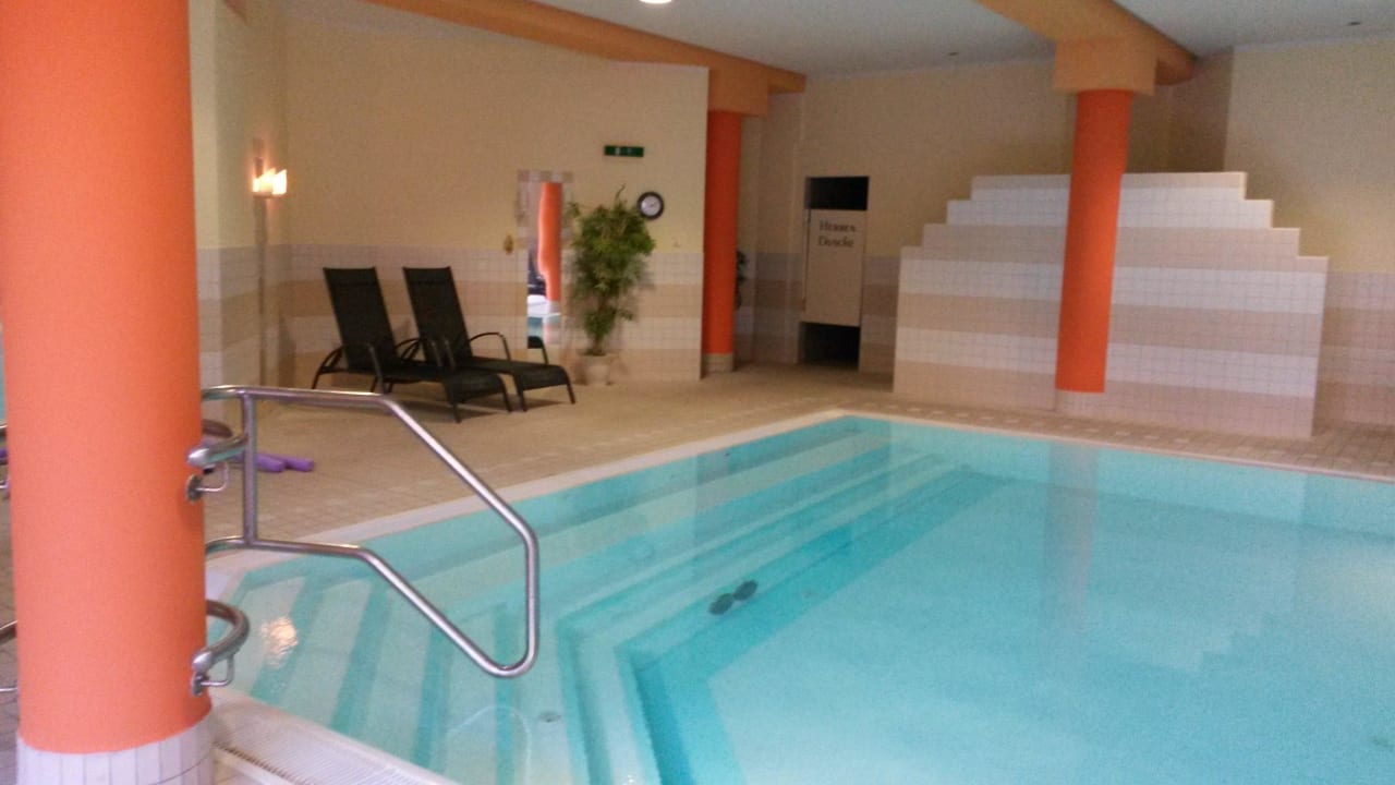 Schwimmbad Sonnenhotel Hoher Hahn