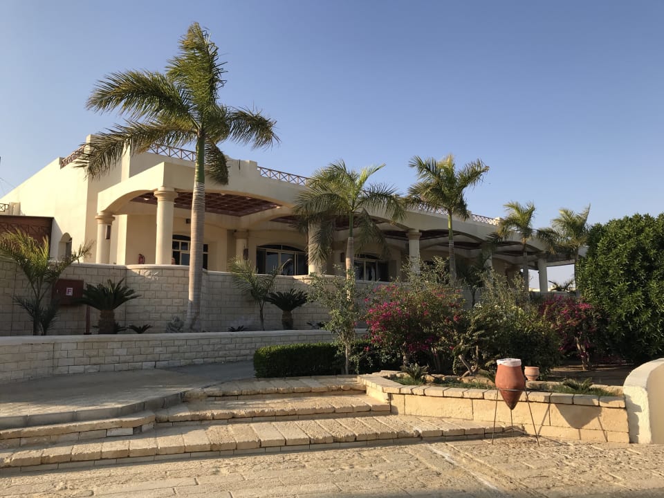 Frühstücksterrasse Coral Beach Hurghada