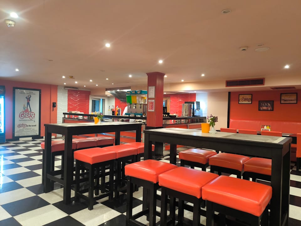 Gastro Golden Beach Resort