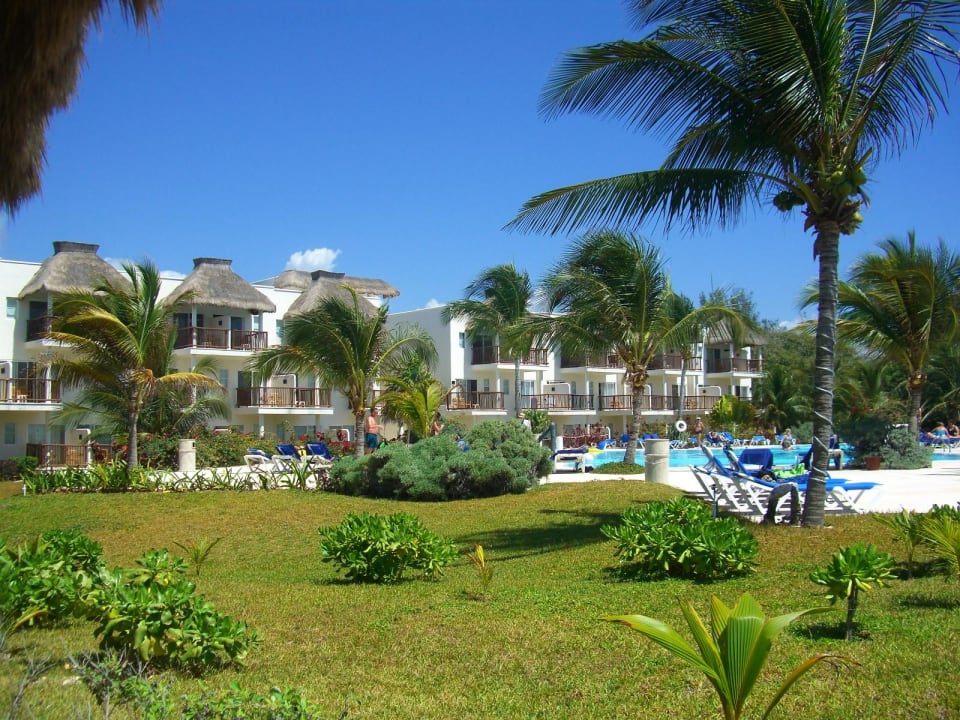 Pool & Haus 5 Akumal Bay Beach & Wellness Resort